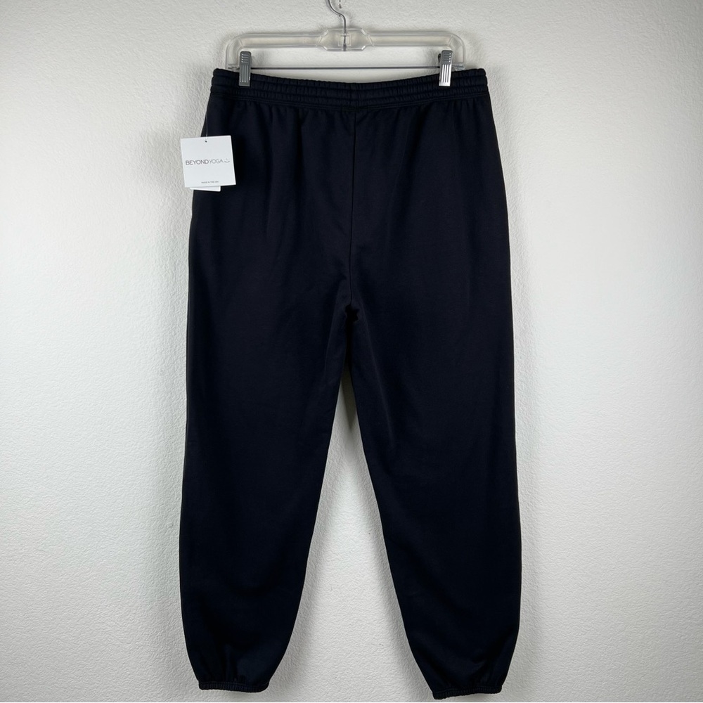 NWT Beyond Yoga LuxeFleece Mid Rise Jogger Sweatpants Black Medium - Picture 12 of 16